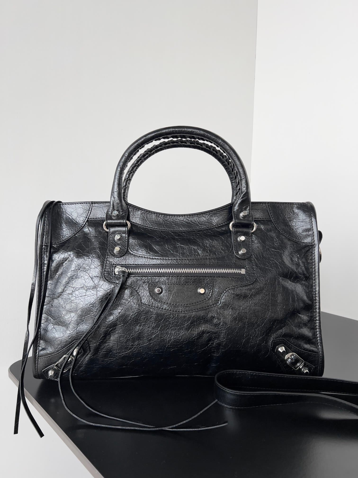 Balenciaga Wallet 530