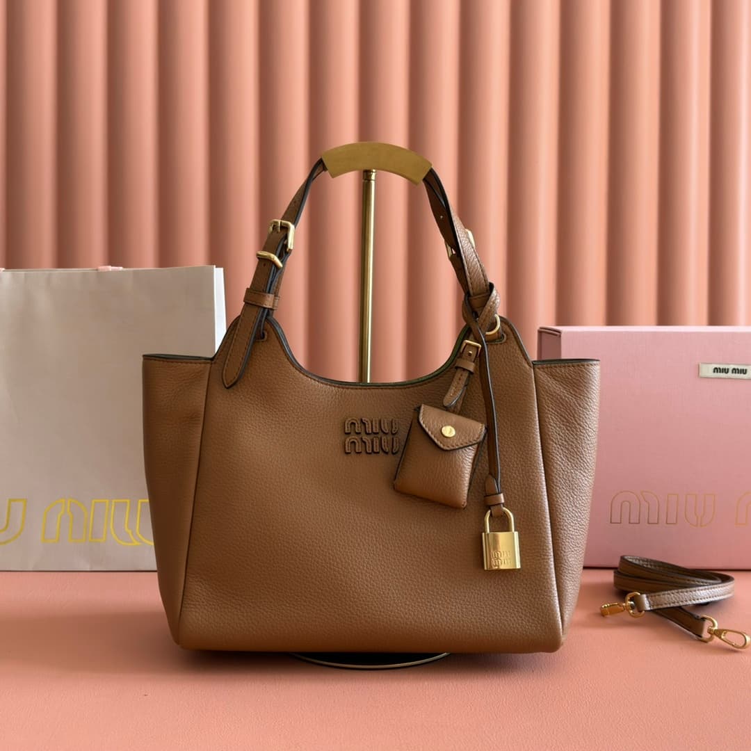 Miu Miu Gold Bags 5ba304