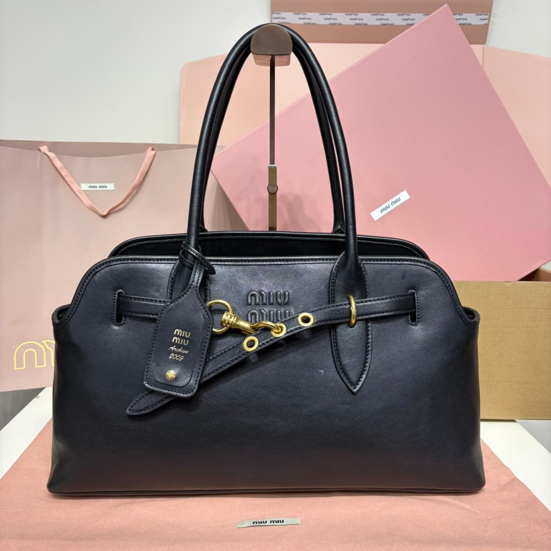Miu Miu Black Bags 5BG310