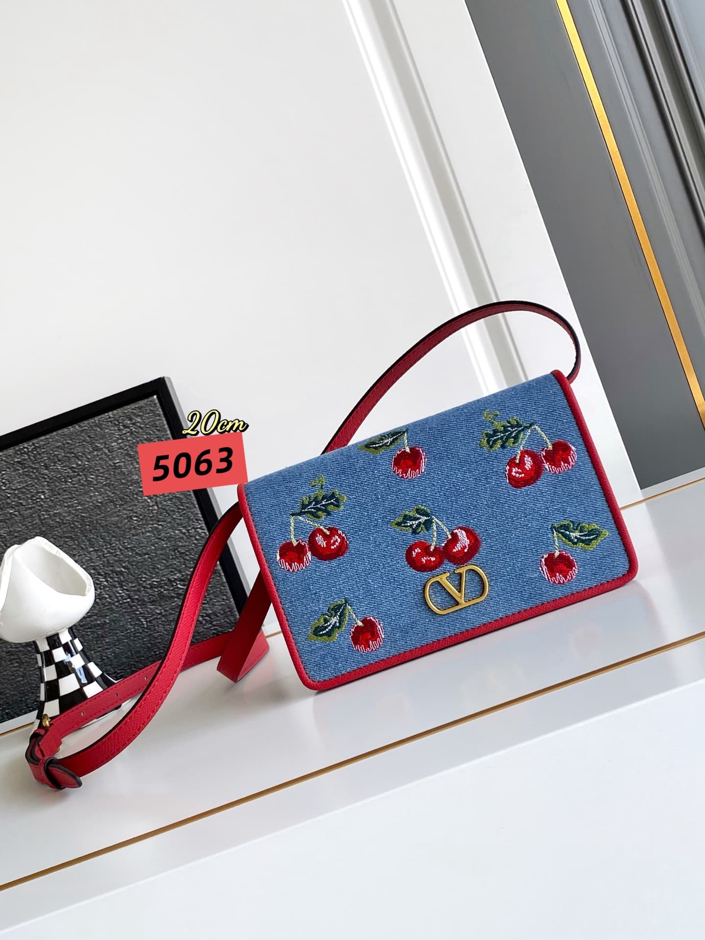Valentino Brown Bag 5063