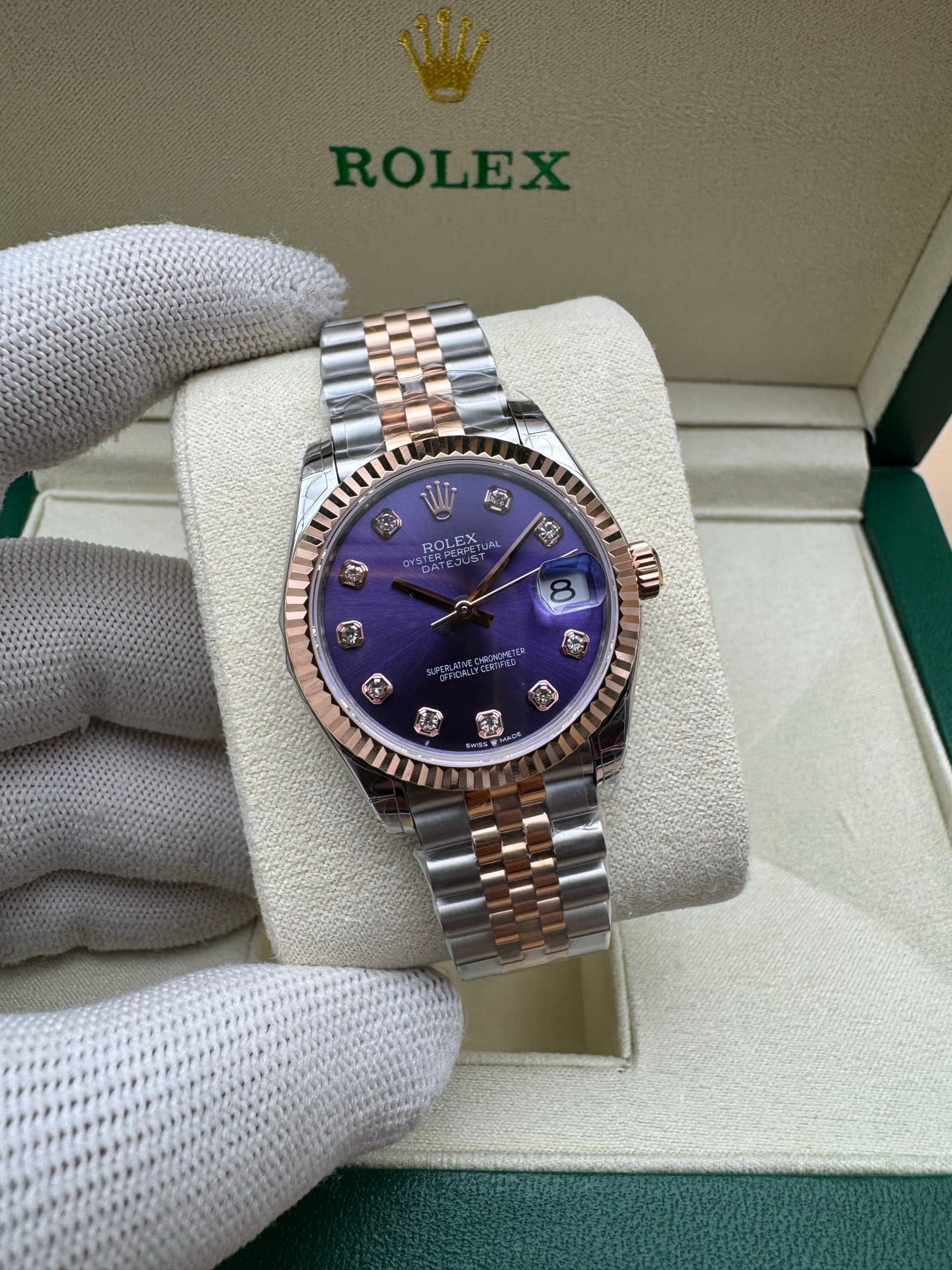 Rolex Gold Accessory