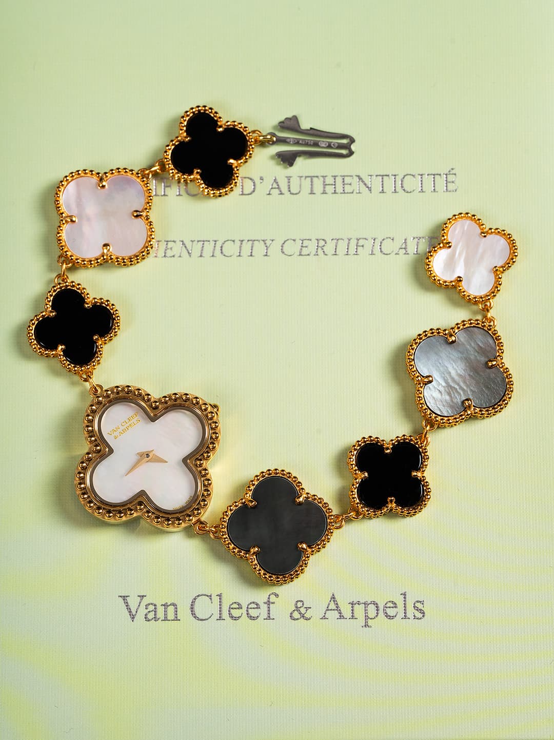 Van Cleef & Arpels Gold Watches